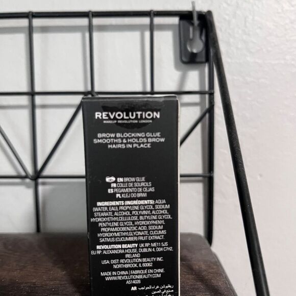 Revolution Brow Block Glue Blocking - Picture 3 of 3